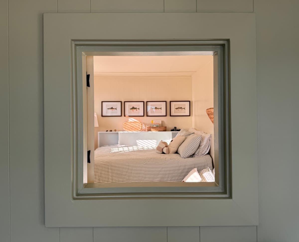 Through the door into the second bedroom.